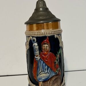 Small Antique German Beer Steiner w/pewter lid